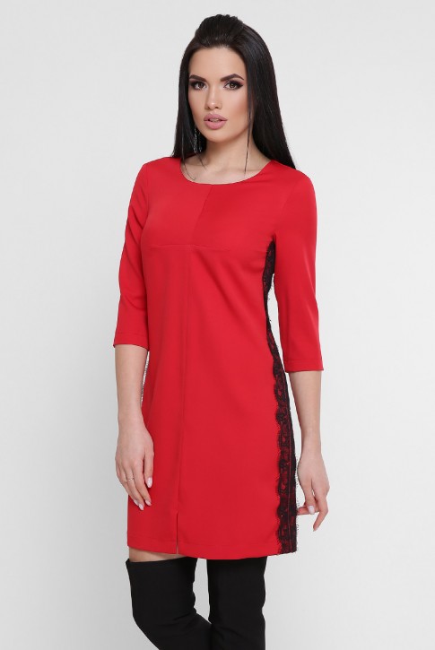 Короткое красное платье с черным гипюром. PL-1756A